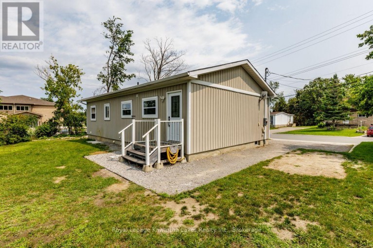 112 MURRAY STREET, Kawartha Lakes (Fenelon Falls), Ontario, K0M1N0