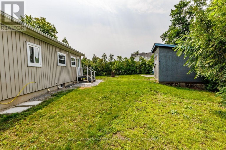 112 MURRAY STREET, Kawartha Lakes (Fenelon Falls), Ontario, K0M1N0