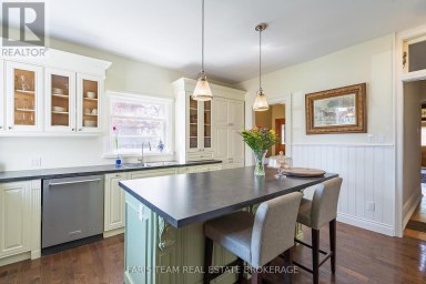 23 YONGE STREET S Springwater (Elmvale) Ontario photo 7
