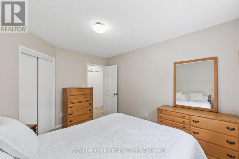 4 TRAILWOOD PLACE, Wasaga Beach, Ontario, L9Z1M6