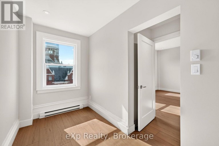 12 - 24 WELLINGTON STREET, Stratford, Ontario, N5A2L2