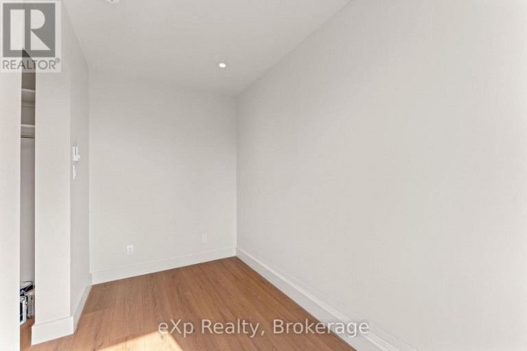 12 - 24 WELLINGTON STREET, Stratford, Ontario, N5A2L2