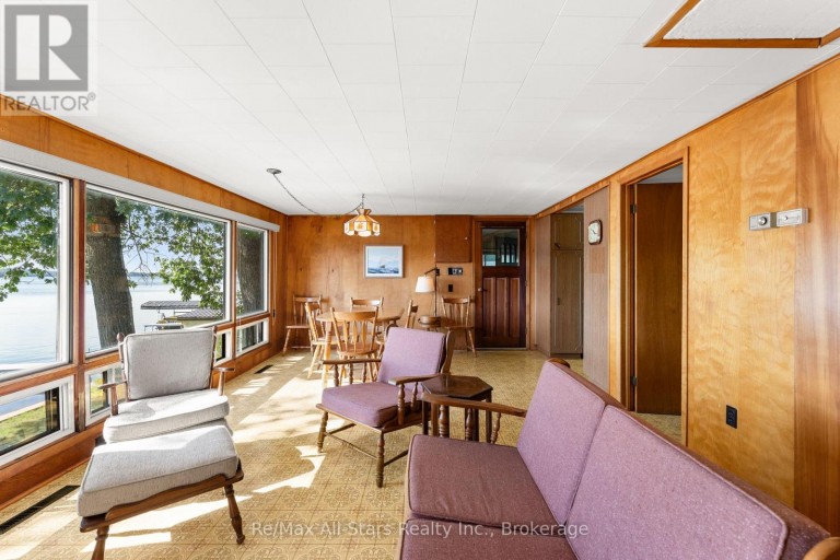 75 FELLS POINT ROAD, Kawartha Lakes (Fenelon), Ontario, K0M1N0