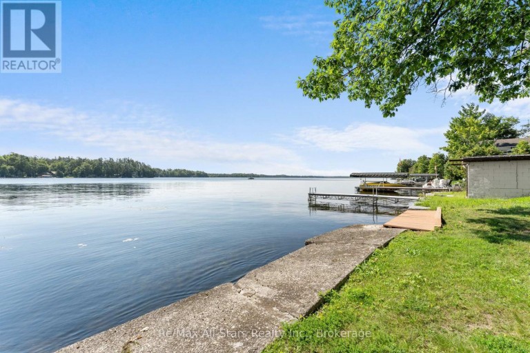75 FELLS POINT ROAD, Kawartha Lakes (Fenelon), Ontario, K0M1N0