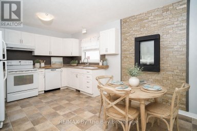 11 INDIANA AVENUE Wasaga Beach Ontario photo 4