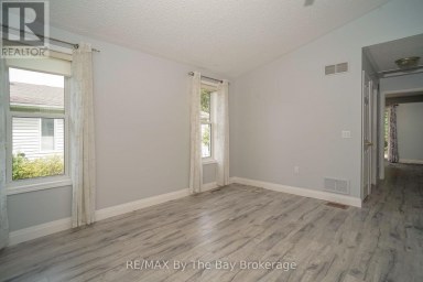 11 INDIANA AVENUE Wasaga Beach Ontario photo 8