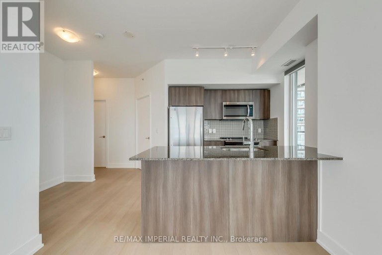 2007 - 20 SHORE BREEZE DRIVE, Toronto (Mimico), Ontario, M8V0C7