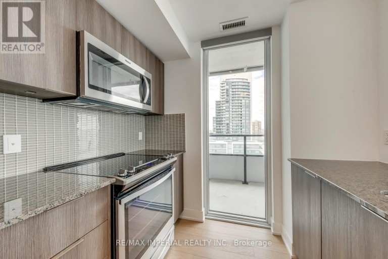 2007 - 20 SHORE BREEZE DRIVE, Toronto (Mimico), Ontario, M8V0C7