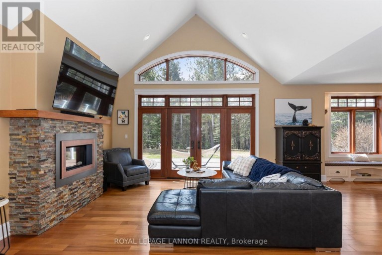 791 HILLDALE ROAD, Thunder Bay (McIntyre North), Ontario, P7G1Z9