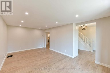 12 CLINTON STREET Orillia Ontario photo 20
