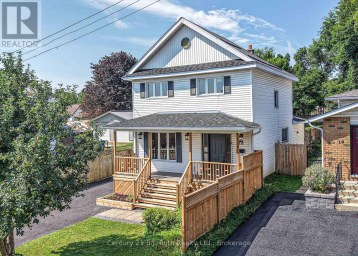 12 CLINTON STREET Orillia Ontario photo 3
