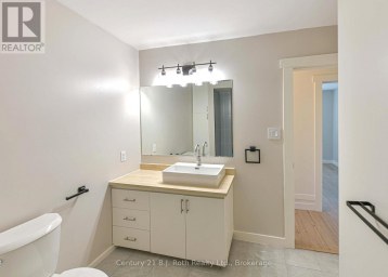 12 CLINTON STREET Orillia Ontario photo 43