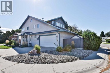 3802 Oak Drive S Lethbridge Alberta photo 1
