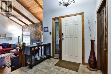 3802 Oak Drive S Lethbridge Alberta photo 10