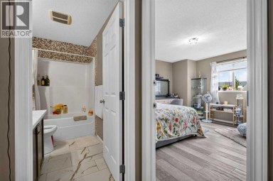 66 Panatella Park NW Calgary Alberta photo 16