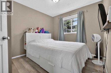 66 Panatella Park NW Calgary Alberta photo 21