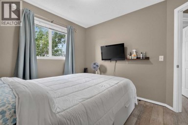 66 Panatella Park NW Calgary Alberta photo 22