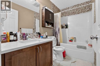 66 Panatella Park NW Calgary Alberta photo 24