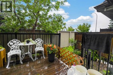 66 Panatella Park NW Calgary Alberta photo 35