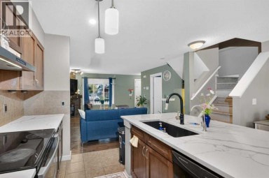 66 Panatella Park NW Calgary Alberta photo 9