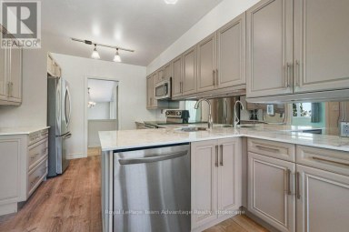 6 GINNIE STREET Parry Sound Ontario photo 17