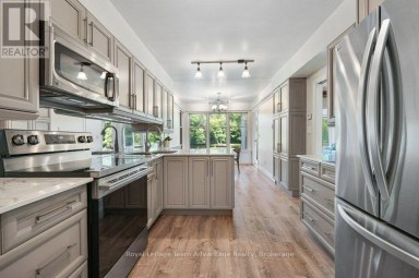 6 GINNIE STREET Parry Sound Ontario photo 19