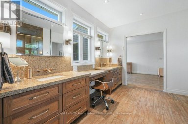 6 GINNIE STREET Parry Sound Ontario photo 23