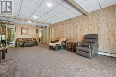 6 GINNIE STREET Parry Sound Ontario photo 32