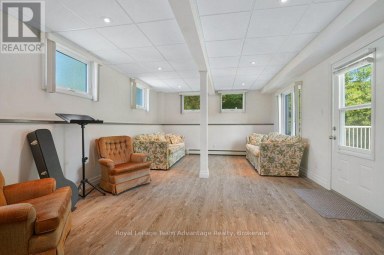 6 GINNIE STREET Parry Sound Ontario photo 36
