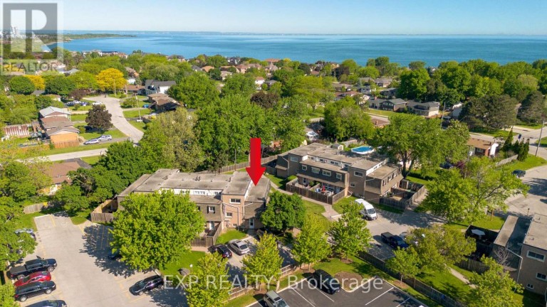 404 - 7 VIKING COURT, Grimsby (Grimsby Beach), Ontario, L3M3T8