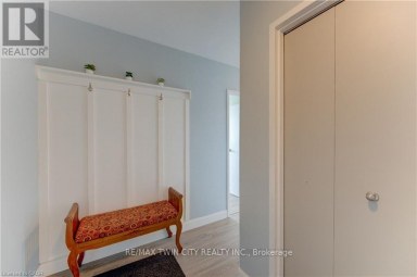 403 - 24 MIDLAND DRIVE Kitchener Ontario photo 3