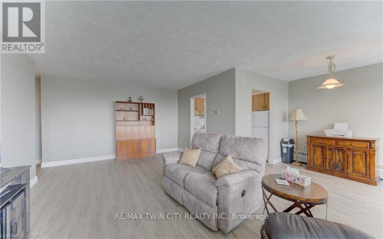 403 - 24 MIDLAND DRIVE, Kitchener, Ontario, N2A2A8