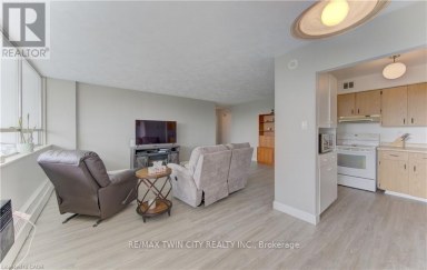 403 - 24 MIDLAND DRIVE Kitchener Ontario photo 5