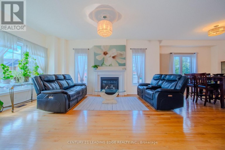 14 CLARINET LANE, Whitchurch-Stouffville (Stouffville), Ontario, L4A4N1