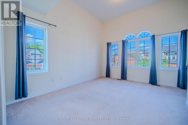 14 CLARINET LANE, Whitchurch-Stouffville (Stouffville), Ontario, L4A4N1