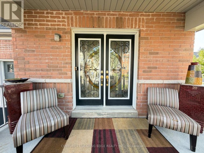 14 CLARINET LANE, Whitchurch-Stouffville (Stouffville), Ontario, L4A4N1