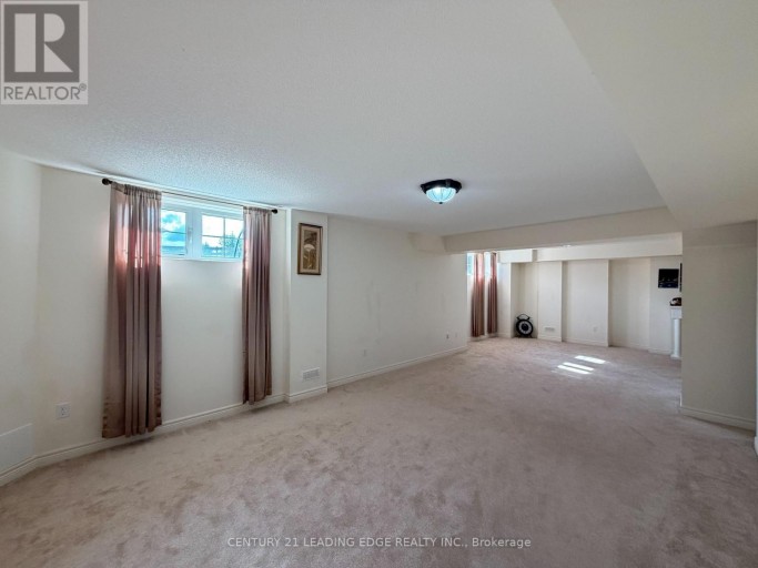 14 CLARINET LANE, Whitchurch-Stouffville (Stouffville), Ontario, L4A4N1