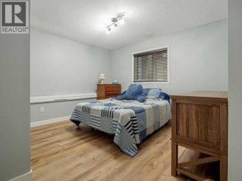 532 Margaret Sutherland Crescent N Lethbridge Alberta photo 32