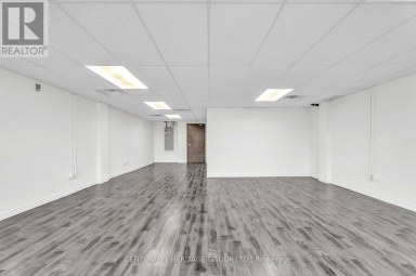 212 - 222 FINCH AVENUE W Toronto (Newtonbrook West) Ontario photo 4