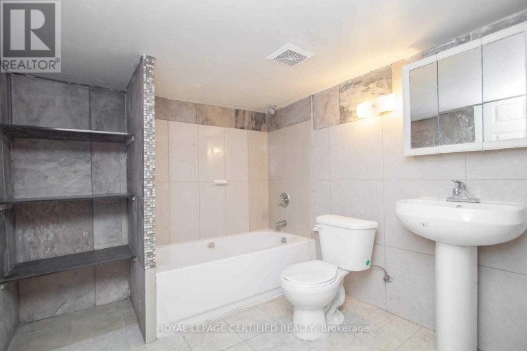 116 BEACH ROAD, Hamilton (Industrial Sector), Ontario, L8L3Z9
