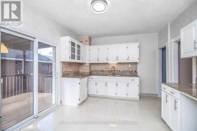 116 BEACH ROAD Hamilton (Industrial Sector) Ontario photo 14