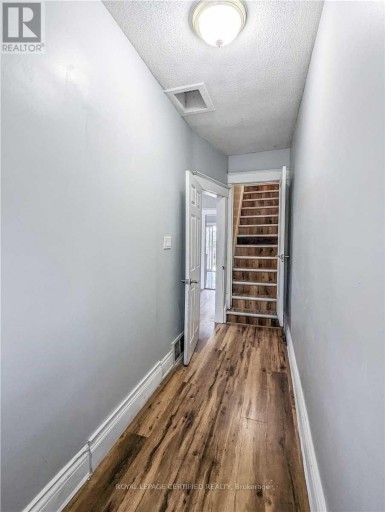 116 BEACH ROAD, Hamilton (Industrial Sector), Ontario, L8L3Z9