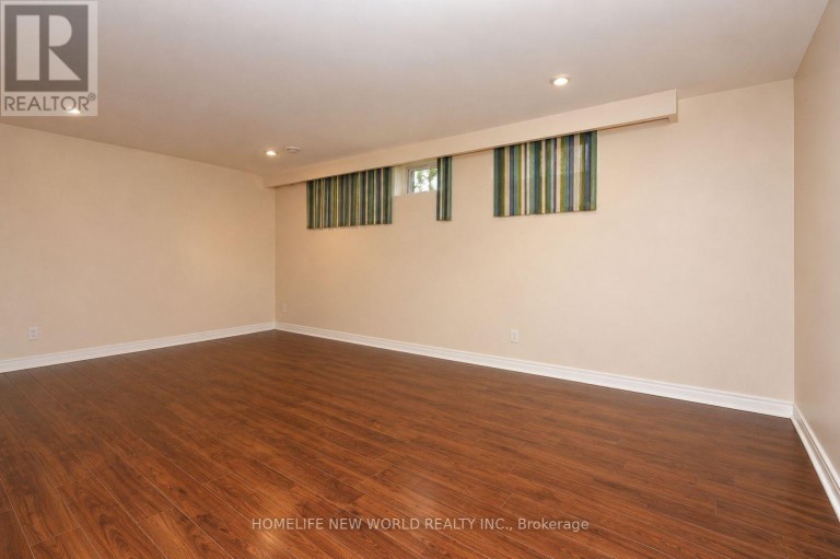 54 SOUTHWELL DRIVE, Toronto (Banbury-Don Mills), Ontario, M3B2N9