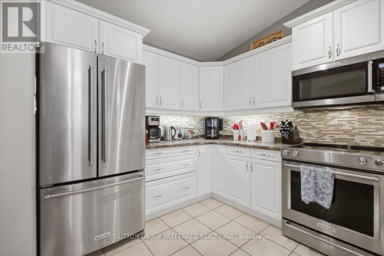 72 - 869 WHETHERFIELD STREET, London North (North M), Ontario, N6H0A2