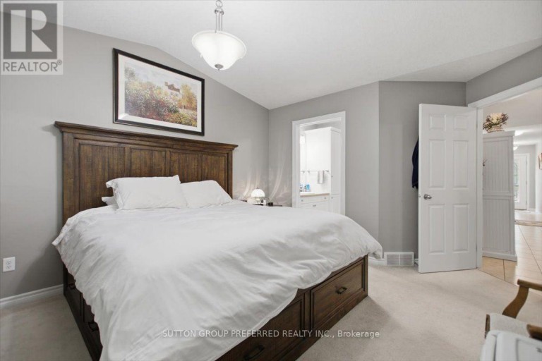72 - 869 WHETHERFIELD STREET, London North (North M), Ontario, N6H0A2
