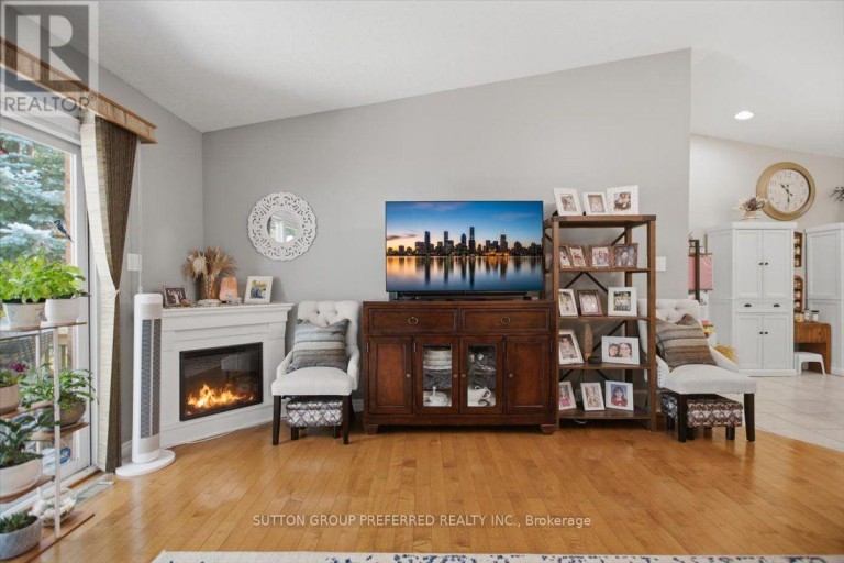 72 - 869 WHETHERFIELD STREET, London North (North M), Ontario, N6H0A2