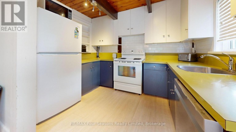 163 CRAIGLEITH ROAD, Blue Mountains, Ontario, L9Y0S4