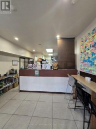 793 BATHURST STREET Toronto (University) Ontario photo 2