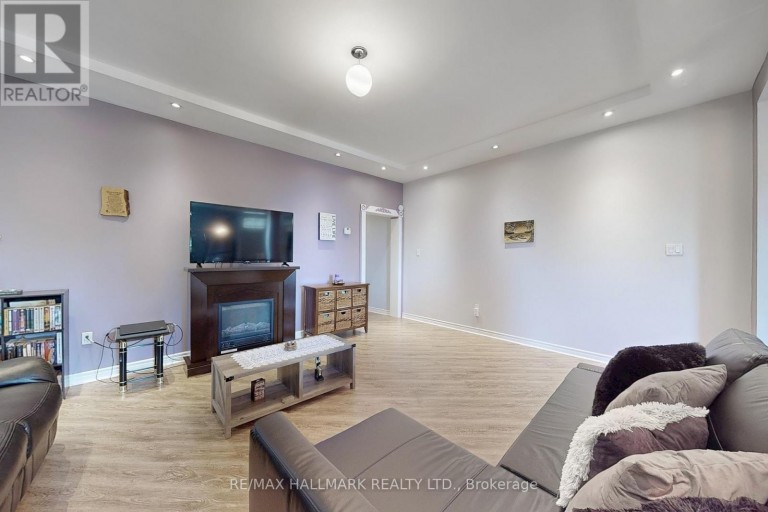 178 BARRIE STREET, Bradford West Gwillimbury (Bradford), Ontario, L3Z1R6