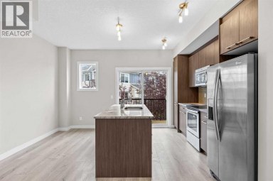 56, 300 MARINA Drive Chestermere Alberta photo 16
